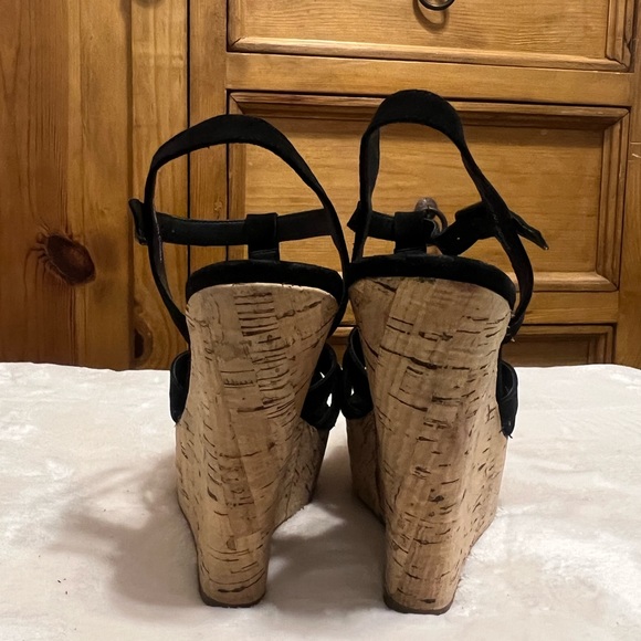 Steve Madden Heels - Picture 4 of 8